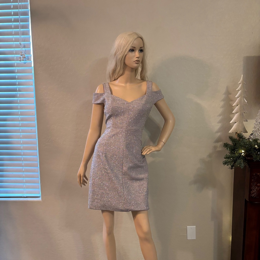Eliza J Dress Size 8 Champagne Glitter Cold Shoulder Sheath Cocktail Party - Picture 3 of 17